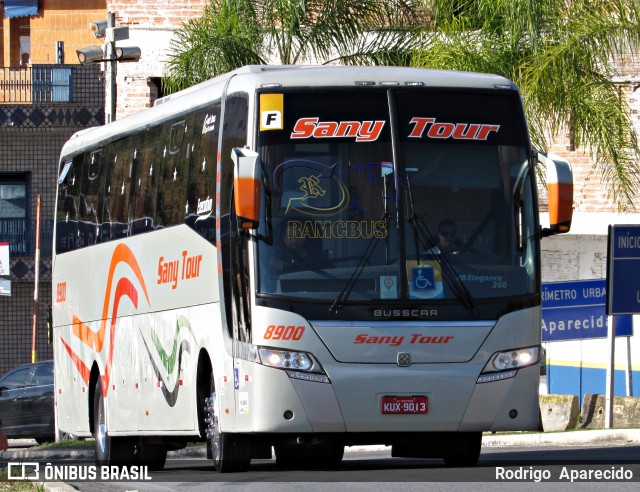 Sany Tour 8900 na cidade de Aparecida, São Paulo, Brasil, por Rodrigo  Aparecido. ID da foto: 7022247.