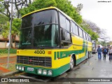 Ônibus Particulares 4000 na cidade de Poços de Caldas, Minas Gerais, Brasil, por Guilherme Estevan. ID da foto: :id.