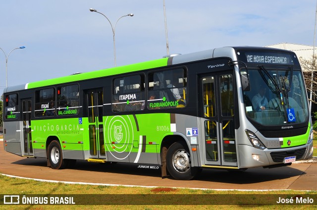 Viação Garcia 81006 na cidade de Maringá, Paraná, Brasil, por José Melo. ID da foto: 7047859.