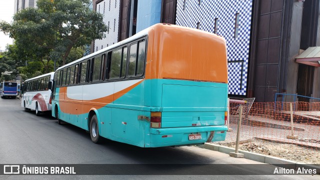 Ônibus Particulares 7889 na cidade de Belo Horizonte, Minas Gerais, Brasil, por Ailton Alves. Número da foto: #7048525.