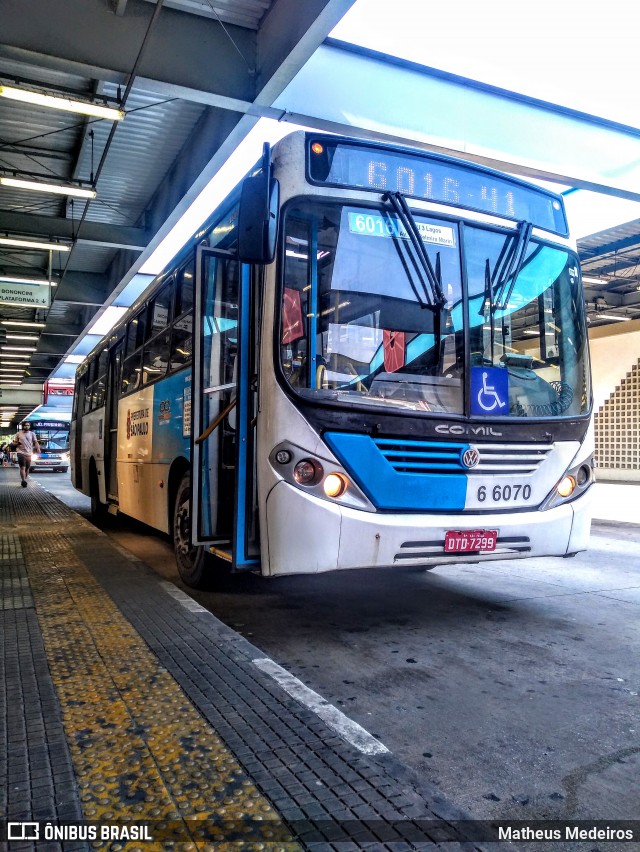 Transwolff Transportes e Turismo 6 6070 na cidade de São Paulo, São Paulo, Brasil, por Matheus Medeiros. ID da foto: 7051645.