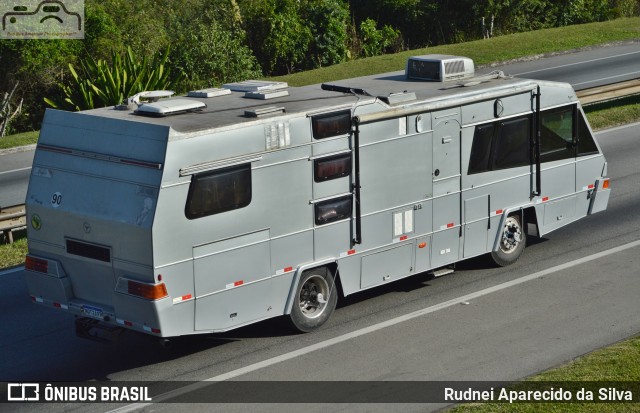 Motorhomes 2097 na cidade de Santa Isabel, São Paulo, Brasil, por Rudnei Aparecido da Silva. ID da foto: 7055134.