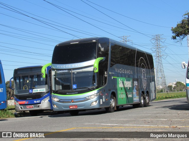 Viação Garcia 8404 na cidade de São José dos Campos, São Paulo, Brasil, por Rogerio Marques. ID da foto: 7053285.