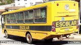 Escolares HLF8337 na cidade de Capelinha, Minas Gerais, Brasil, por Breno Martins. Número da foto: #:id.