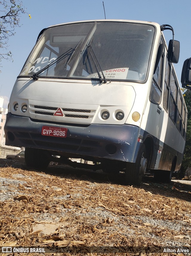 Ônibus Particulares 9096 na cidade de Belo Horizonte, Minas Gerais, Brasil, por Ailton Alves. ID da foto: 7058952.