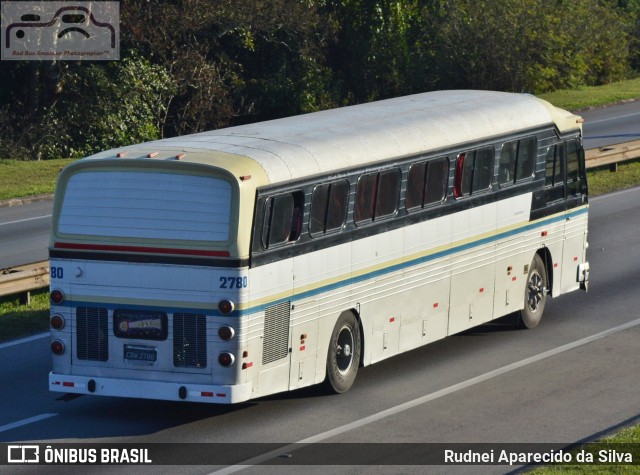 Ônibus Particulares 2780 na cidade de Santa Isabel, São Paulo, Brasil, por Rudnei Aparecido da Silva. ID da foto: 7059180.