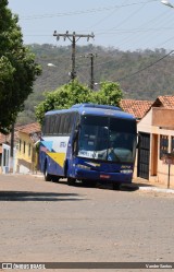 Viação Estrela 56713 na cidade de Davinópolis, Goiás, Brasil, por Vander Santos. ID da foto: :id.