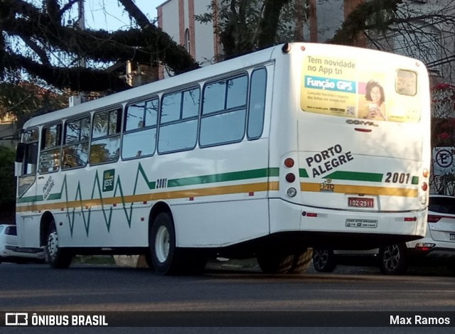 Auto Viação Presidente Vargas 2001 na cidade de Porto Alegre, Rio Grande do Sul, Brasil, por Max Ramos. Número da foto: #7060809.