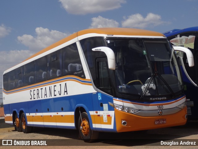 Viação Sertaneja 160 na cidade de Trindade, Goiás, Brasil, por Douglas Andrez. Número da foto: #7062325.