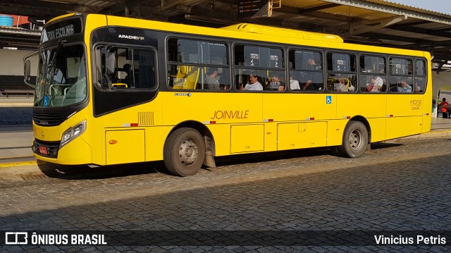 Gidion Transporte e Turismo 11908 na cidade de Joinville, Santa Catarina, Brasil, por Vinicius Petris. Número da foto: #7061522.