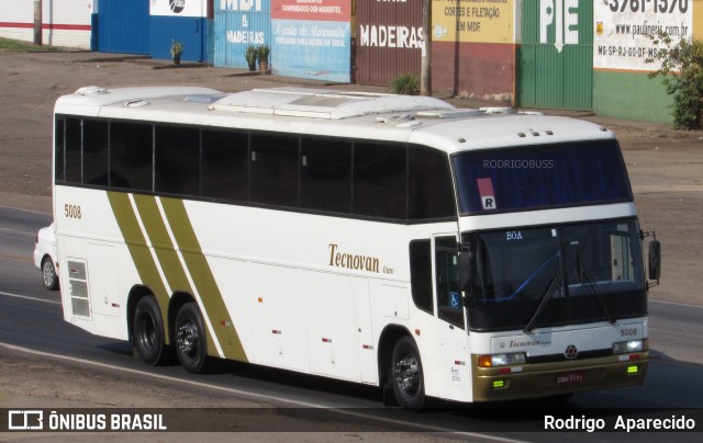 Transportadora Turística Tecnovan 5008 na cidade de Conselheiro Lafaiete, Minas Gerais, Brasil, por Rodrigo  Aparecido. ID da foto: 7065135.