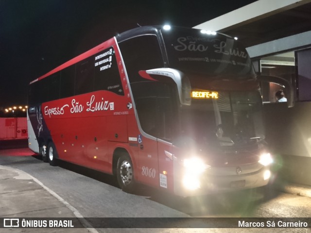 Expresso São Luiz 8060 na cidade de Brasília, Distrito Federal, Brasil, por Marcos Sá Carneiro. ID da foto: 7068715.