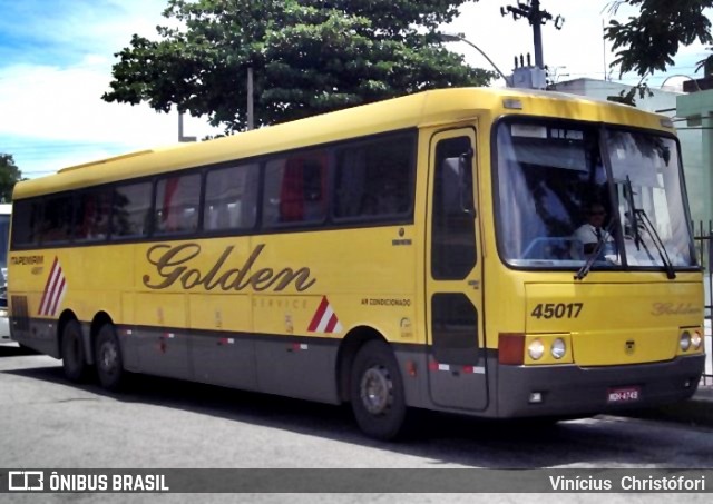 Viação Itapemirim 45017 na cidade de Macaé, Rio de Janeiro, Brasil, por Vinícius  Christófori. Número da foto: #7067340.