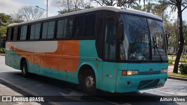 Ônibus Particulares 7889 na cidade de Belo Horizonte, Minas Gerais, Brasil, por Ailton Alves. Número da foto: #7068506.