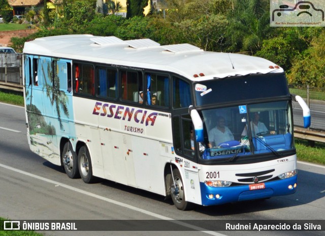 Essência Turismo 2001 na cidade de Santa Isabel, São Paulo, Brasil, por Rudnei Aparecido da Silva. ID da foto: 7069636.