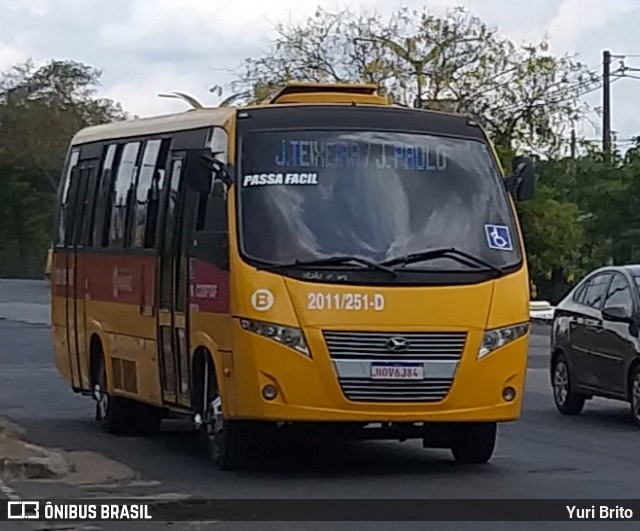 Cooptram - Cooperativa de Transportes Alternativos do Amazonas 2011251 na cidade de Manaus, Amazonas, Brasil, por Yuri Brito. Número da foto: #7072910.