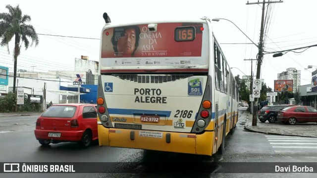 VTC - Viação Teresópolis Cavalhada 2186 na cidade de Porto Alegre, Rio Grande do Sul, Brasil, por Davi Borba. ID da foto: 7072163.