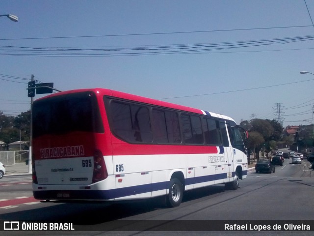 Viação Piracicabana 695 na cidade de São Paulo, São Paulo, Brasil, por Rafael Lopes de Oliveira. Número da foto: #7024063.