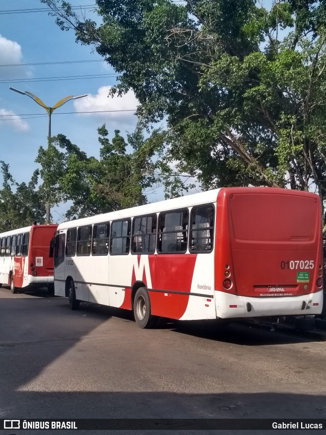 Rondônia Transportes 0107025 na cidade de Manaus, Amazonas, Brasil, por Gabriel Lucas. ID da foto: 7078157.