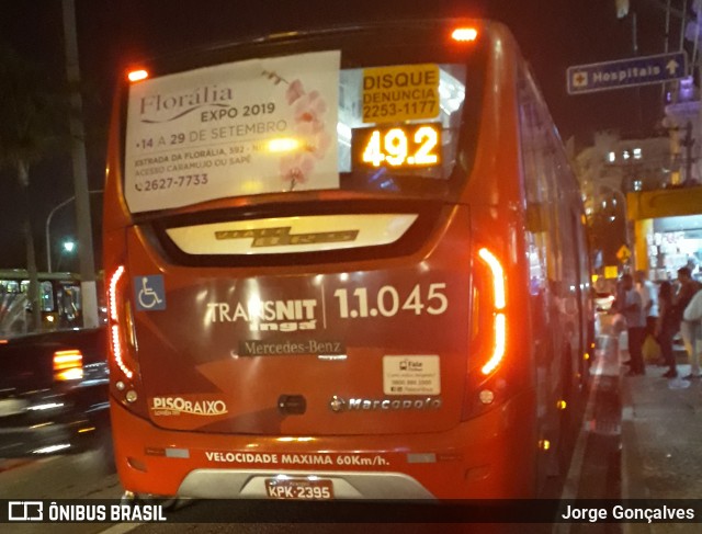 Auto Lotação Ingá 1.1.045 na cidade de Niterói, Rio de Janeiro, Brasil, por Jorge Gonçalves. ID da foto: 7080490.