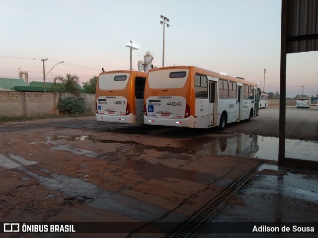 Auto Viação Marechal Brasília 440043 na cidade de Taguatinga, Distrito Federal, Brasil, por Adilson de Sousa. ID da foto: 7081883.