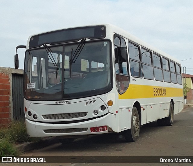 Escolares 400351 na cidade de Capelinha, Minas Gerais, Brasil, por Breno Martins. Número da foto: #7083668.