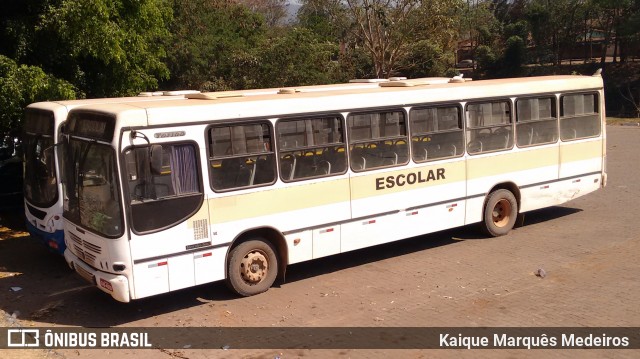 Ônibus Particulares 00 na cidade de Brumadinho, Minas Gerais, Brasil, por Kaique Marquês Medeiros . Número da foto: #7085541.