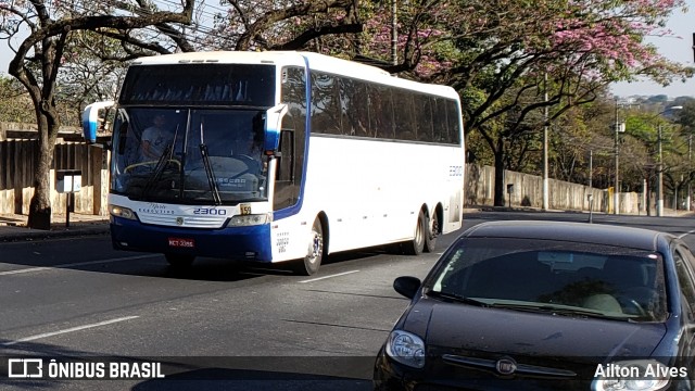 Lokatur 2300 na cidade de Belo Horizonte, Minas Gerais, Brasil, por Ailton Alves. Número da foto: #7084813.