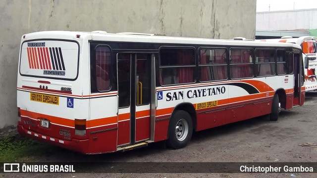 TUAN RL AB 2380 na cidade de San José, San José, Costa Rica, por Christopher Gamboa. ID da foto: 7085938.