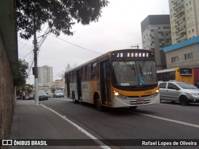 Viação Metrópole Paulista - Zona Leste 3 1375 na cidade de São Paulo, São Paulo, Brasil, por Rafael Lopes de Oliveira. ID da foto: 7087463.