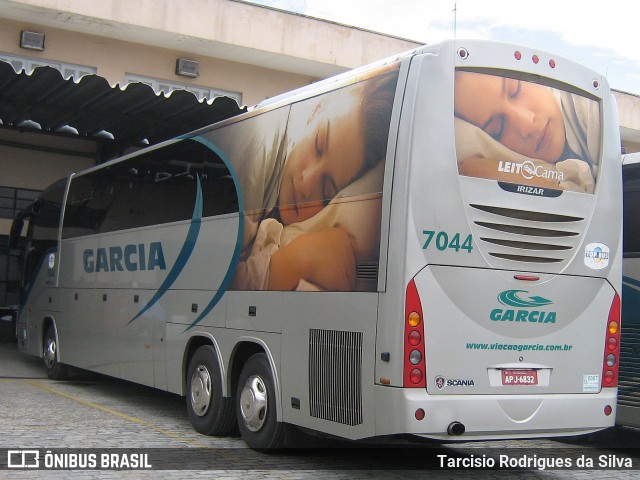 Viação Garcia 7044 na cidade de São Paulo, São Paulo, Brasil, por Tarcisio Rodrigues da Silva. Número da foto: #7087047.