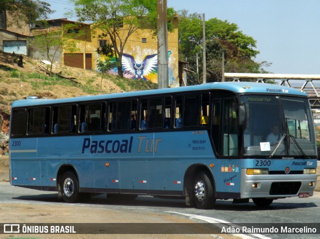 Pascoal Tur 2300 na cidade de Belo Horizonte, Minas Gerais, Brasil, por Adão Raimundo Marcelino. Número da foto: #7089044.