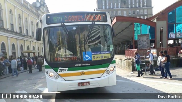 Auto Viação Presidente Vargas 2030 na cidade de Porto Alegre, Rio Grande do Sul, Brasil, por Davi Borba. ID da foto: 7087954.