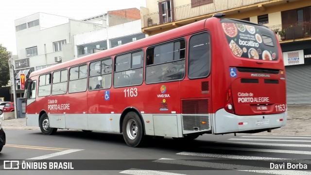 Trevo Transportes Coletivos 1163 na cidade de Porto Alegre, Rio Grande do Sul, Brasil, por Davi Borba. Número da foto: #7086687.