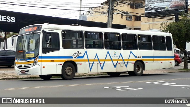 Trevo Transportes Coletivos 1079 na cidade de Porto Alegre, Rio Grande do Sul, Brasil, por Davi Borba. Número da foto: #7086685.