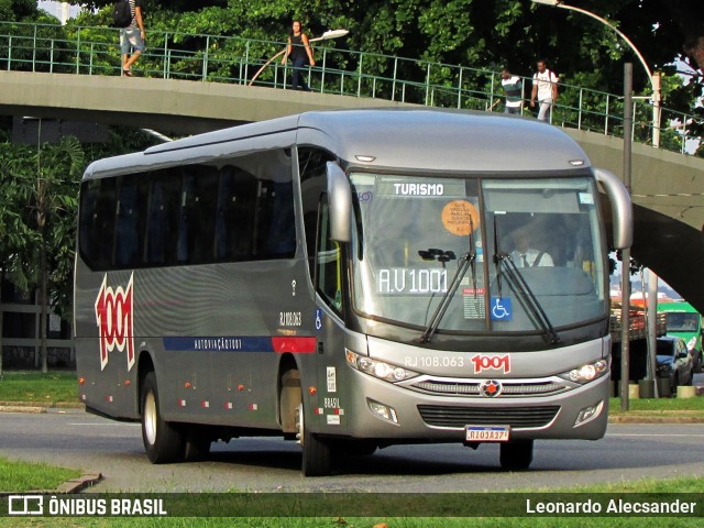 Auto Viação 1001 RJ 108.063 na cidade de Rio de Janeiro, Rio de Janeiro, Brasil, por Leonardo Alecsander. ID da foto: 7090965.