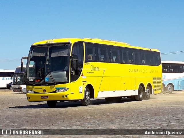 Viação Itapemirim 8821 na cidade de Vitória da Conquista, Bahia, Brasil, por Anderson Queiroz. Número da foto: #7090702.