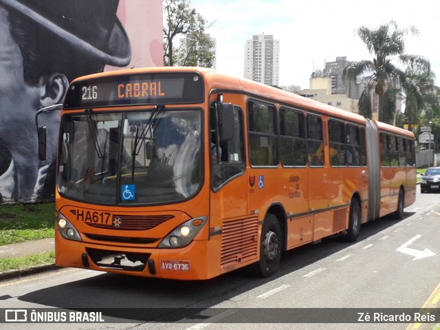 Auto Viação Redentor HA617 na cidade de Curitiba, Paraná, Brasil, por Zé Ricardo Reis. ID da foto: 7089915.