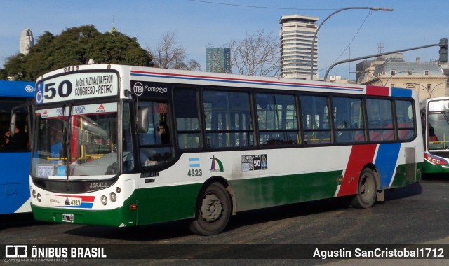 Nudo 4323 na cidade de Ciudad Autónoma de Buenos Aires, Argentina, por Agustin SanCristobal1712. Número da foto: #7093120.