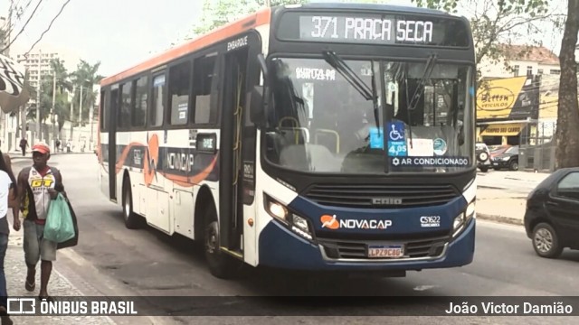 Viação Novacap C51622 na cidade de Rio de Janeiro, Rio de Janeiro, Brasil, por João Victor Damião. Número da foto: #7095790.