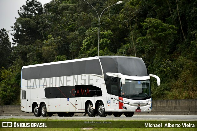 Auto Viação Catarinense 319313 na cidade de Barueri, São Paulo, Brasil, por Michael  Alberto Vieira. ID da foto: 7096733.