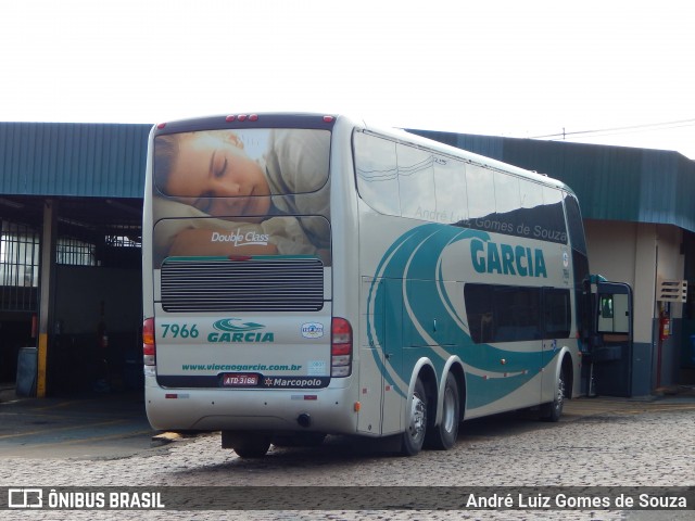 Viação Garcia 7966 na cidade de Londrina, Paraná, Brasil, por André Luiz Gomes de Souza. Número da foto: #7096495.
