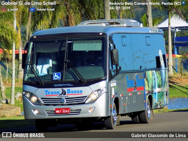 TransBasso Transporte e Turismo 014 na cidade de Penha, Santa Catarina, Brasil, por Gabriel Giacomin de Lima. ID da foto: 7098609.