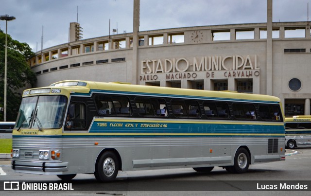 Ônibus Particulares 7096 na cidade de São Paulo, São Paulo, Brasil, por Lucas Mendes. ID da foto: 7099145.