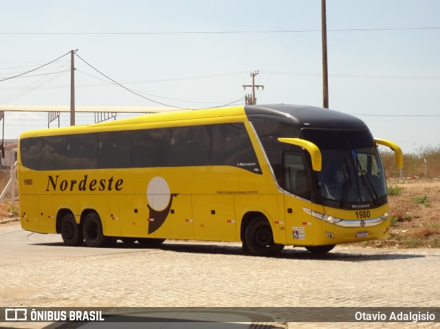 Viação Nordeste 1980 na cidade de Mossoró, Rio Grande do Norte, Brasil, por Otavio Adalgisio. Número da foto: #7101560.