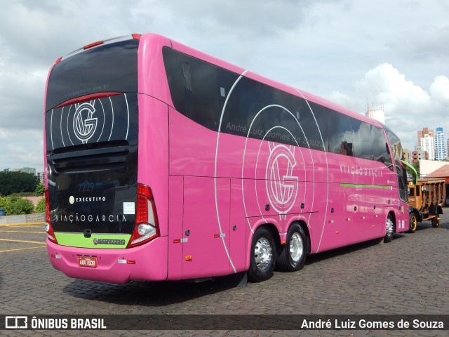 Viação Garcia 7229 na cidade de Londrina, Paraná, Brasil, por André Luiz Gomes de Souza. ID da foto: 7101812.