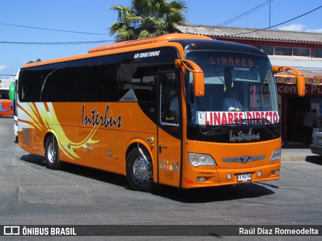 Buses Interbus 12 na cidade de Talca, Talca, Maule, Chile, por Raúl Díaz Romeodelta. Número da foto: #7100859.