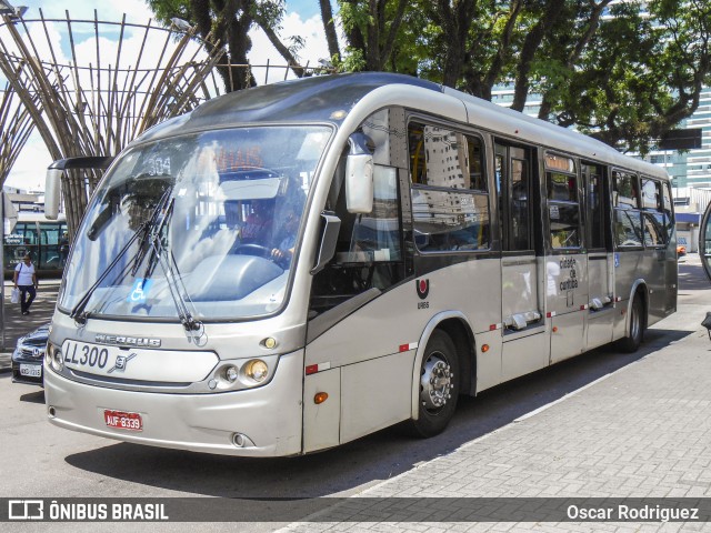 Araucária Transportes Coletivos LL300 na cidade de Curitiba, Paraná, Brasil, por Oscar Rodriguez . Número da foto: #7029325.