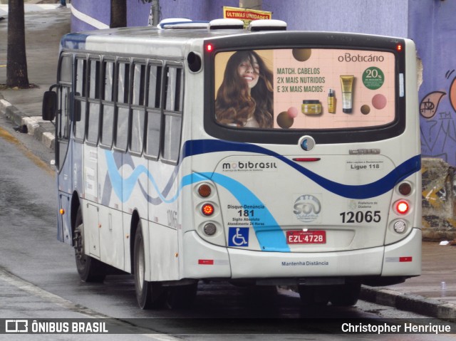 MobiBrasil Diadema 12065 na cidade de Diadema, São Paulo, Brasil, por Christopher Henrique. Número da foto: #7029497.
