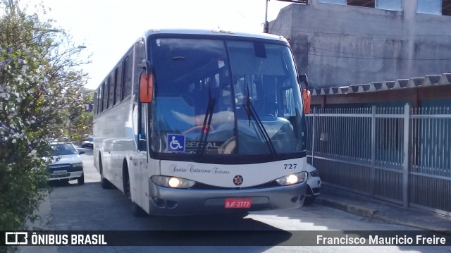 Santa Catarina Turismo 727 na cidade de São Paulo, São Paulo, Brasil, por Francisco Mauricio Freire. ID da foto: 7029148.